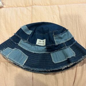 Denim urban outfitters bucket hat